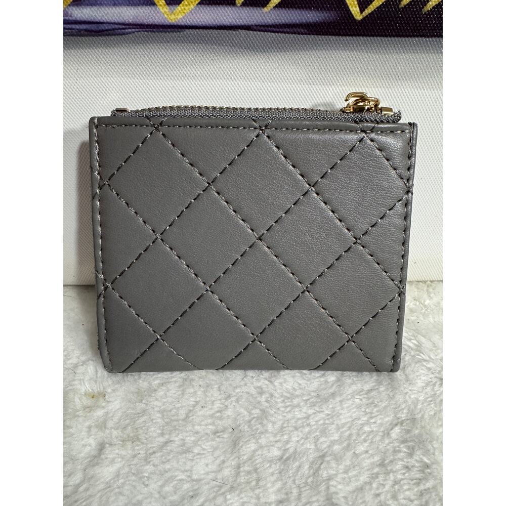 NWOT Badgley Mischka Short Card Wallet - Picture 2 of 4